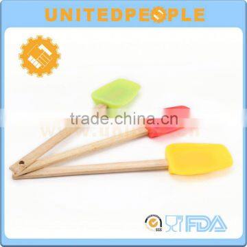 Food Grade Wooden Handle Silicone Spatula