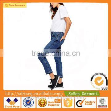 Wholesale Denim Five Pockets Boyfriend Jeans With Let Down Hem In Mid Wash Blue For Women photo-2