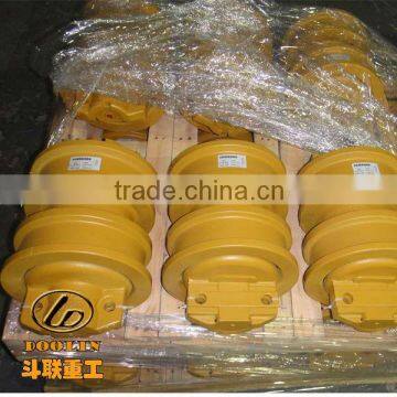 Bulldozer D65 DF Track Roller 141-30-00586,141-30-00588