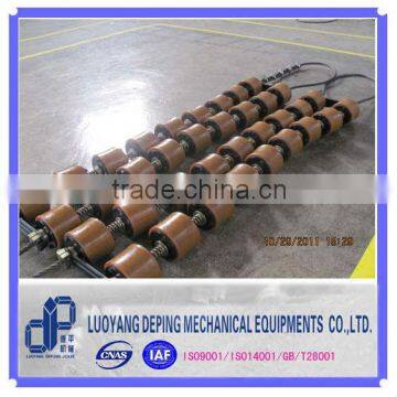 Gas and oil pipe roller cradle