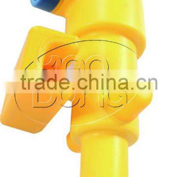 PLASTIC SWIM GOGGLES