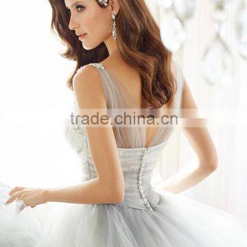 2016 new Luxurious lace deep V collar Halter large tail Princess Bride Wedding Dress DH-3041