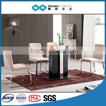 good appearence table with marble top
