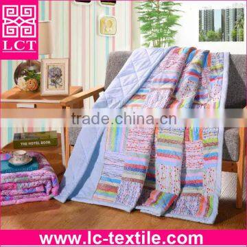 supply 2016 best selling summer thin quilt with fashional design(LCTQ-0007)