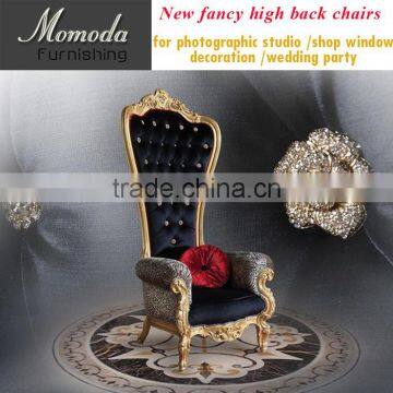 YM01Throne Chair - Queen Chair Upholstered in Luxurious Tufted Purple Velvet