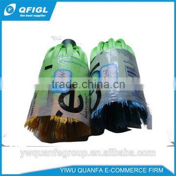 The Plastic Brush for the Ceiling photo-2