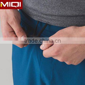 China Supplier High Quality Custom Shorts of Sportswear Men Fitness Wear photo-4