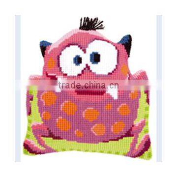 Tapestry kit(CHUNKY CROSS STITCH CUSHION.KIT).UN001 .fashion.080-01