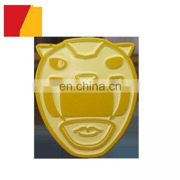 Custom soft enamel metal badge pins / badge