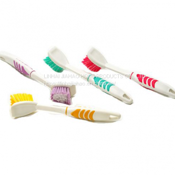 Dish brush