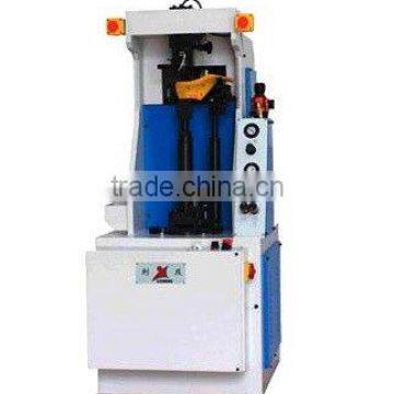 Automatic heel-seat flattening machine