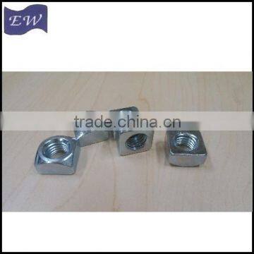 M12 steel chamfered square nut (DIN557)