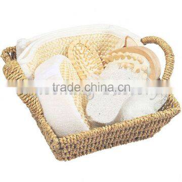 Professional private label bath and body shop with seagrss basket