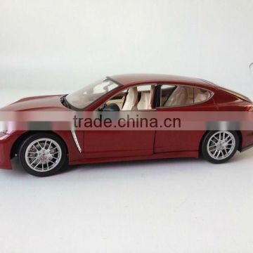 10119726 Die-cast model Car Scale 1:18