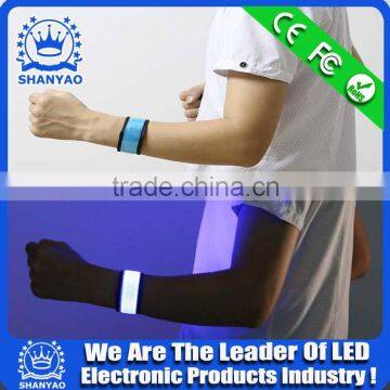 2016 Wholesale LED Sports Slap Wristband For Promotional Events