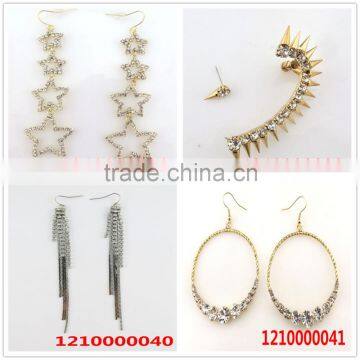 High Quality Prismatic Shape Crystal Rinestone Earring photo-4