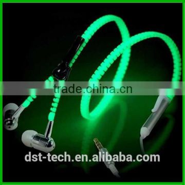 Top 50 alibaba running sport earphone luminous headphone zipper earphone