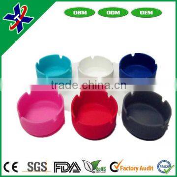 2014 Hot sell Cheap and Practical colorful Siliocne ashtray