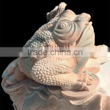 Garden Decorative Marble Frog Statue photo-2