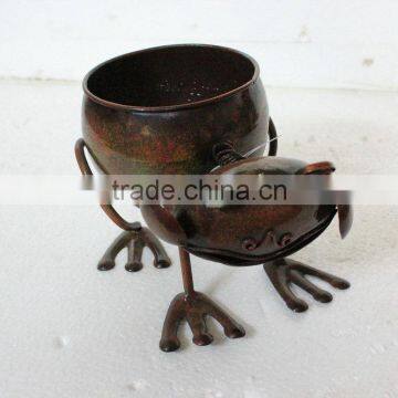 Flower Pot With Animal Decor photo-6