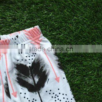 Baby Girls Boutique Summer Outifits I'm Sweet She's Wild Clothing Girl Short Sleeve Feather Ruffle Capri Sets With Accessories photo-3