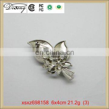 Flower Pearl Jewelry Bridal Crystal Rhinestone Brooch in Stock photo-3