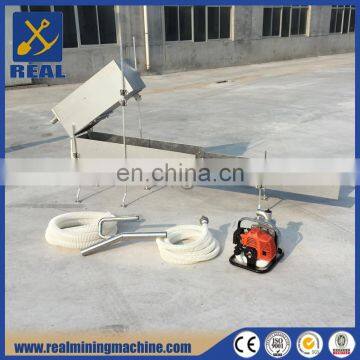 Маленькая золотопромывочная машина с золотопромывочной коробкой