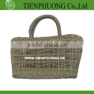 Ladies seagrass shopping bags with handle