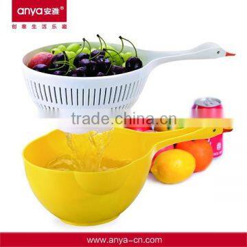 D680 2015 Hot Sell New design fruit colander vegetable colander with duck shaped                        
                                                Quality Choice