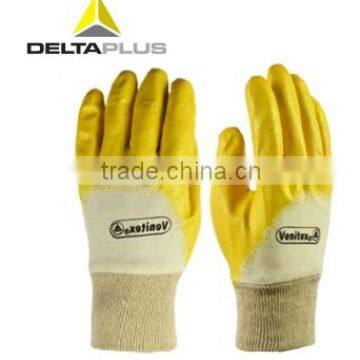 Deltaplus fall-arrest ventilated back light nitrile and full thumb safety gloves