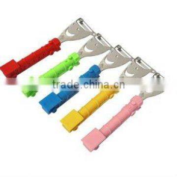 train stainless steel peeler