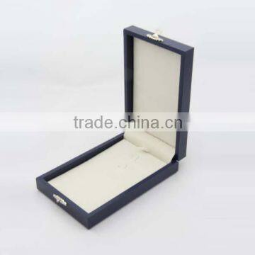 Luxury custom size medal box with metal lock supplier