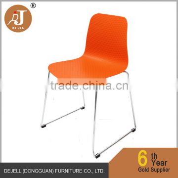 No Folded and Dining Room Furniture Type Plastic Chair with Metal Legs