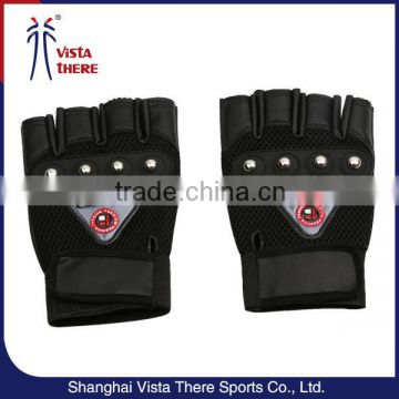 fashion design leather sport gloves with studs