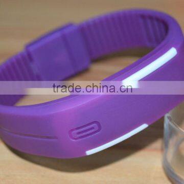 2016 New Fashion Silicone Touch Screen LED Bracelet Digital Wrist Watch For Promotion photo-3