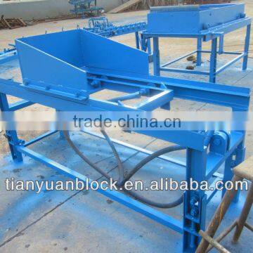 Semi Cement Concrete Bricks Blocks Pavers Molding Machine QT3-20 photo-2