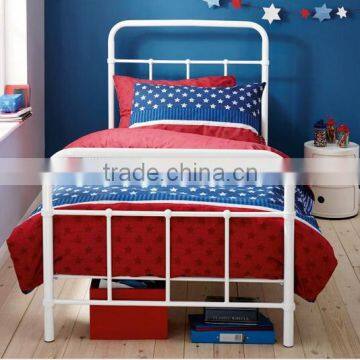 Italian Children Metal Bed Used Furniture photo-3