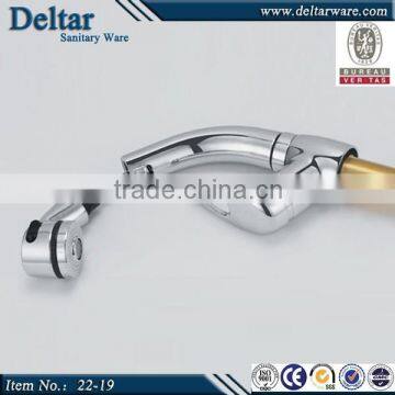 Brass material basin tap, chrome finished kitchen faucets, 1.5m pull out flexible hose wash table