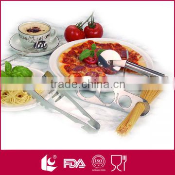 pasta set incl.coffee spoon and apaghetti measurement and pizza cutter and spaghetti tong