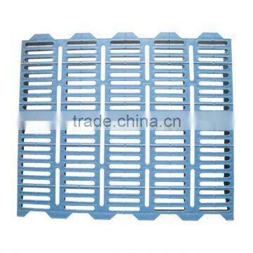 piglet use plastic slat