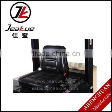 2017 Hingh Quality and Cheapest Price 2.0T 2000kg Diesel Forklift photo-4