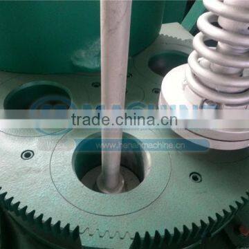 Cheap Hot Sale Honeycomb Coal and Charcoal Briquette Machine photo-3