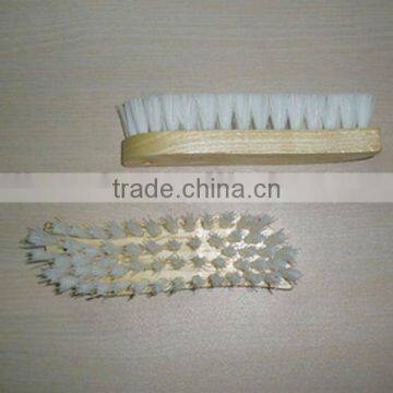 Outdoor shoe brush