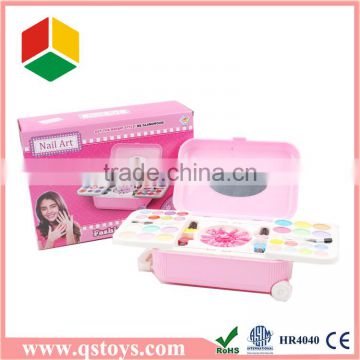 Mini girls make up set toy in color box