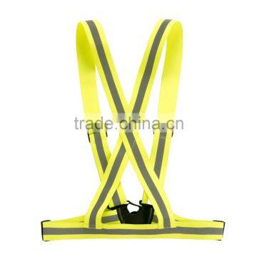 yellowreflective running belt for night running