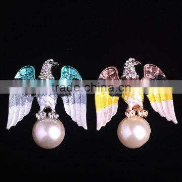 Womens Blue Yellow Oil Drop Eagle White Pearl Bead Elegant Fashion Breastpin Brooch Pin