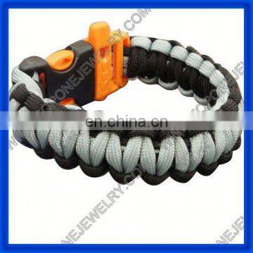 YUAN fashionable paracord bracelet with whistle buckle wholesale