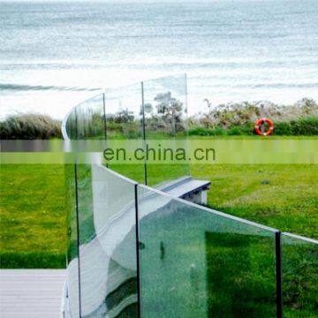 outdoor tempered laminated glass fencing