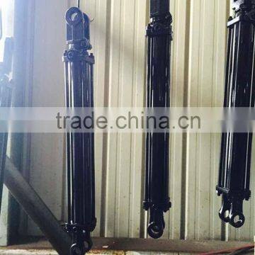 Small tie rod hydraulic cylinder for tilt trailer