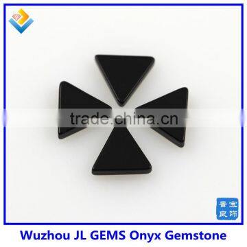 China Supplier Black Onyx Triangle Normal Cut Gemstone for Jewelry photo-4